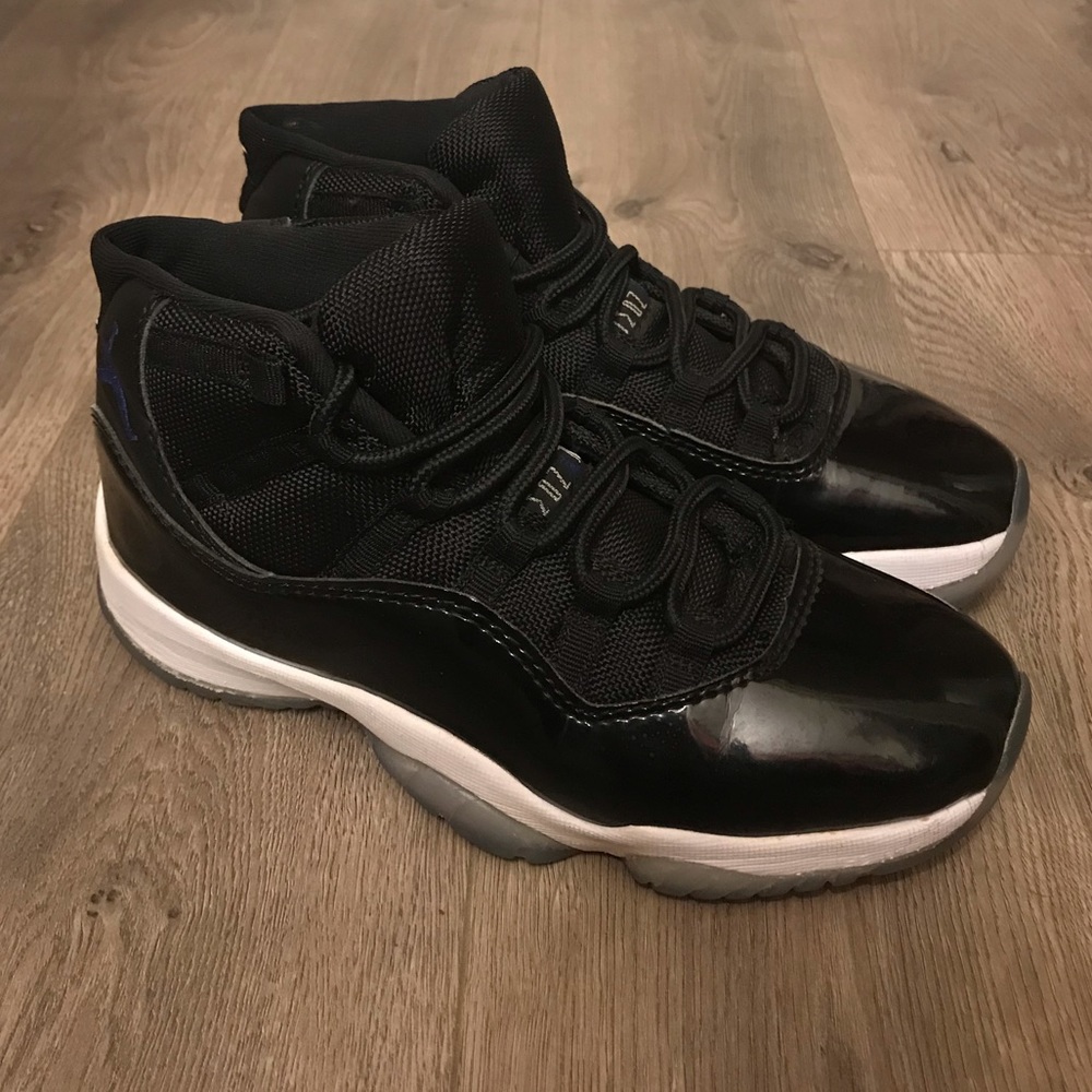 Nike Air Jordan Retro 11 Space Jam 2016 Size 7